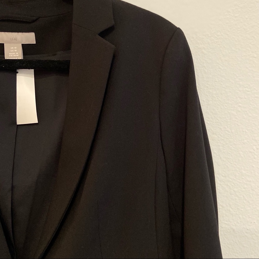 H&M Women’s Black Work Blazer - Picture 3 of 3